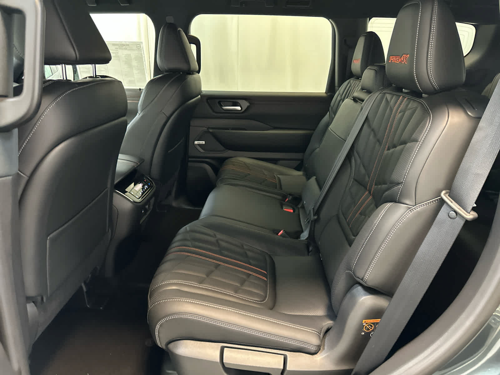New 2025 Nissan Armada PRO-4X AWD/4WD image 12