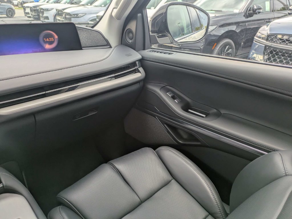 New 2027 Lincoln Navigator Reserve AWD/4WD image 21