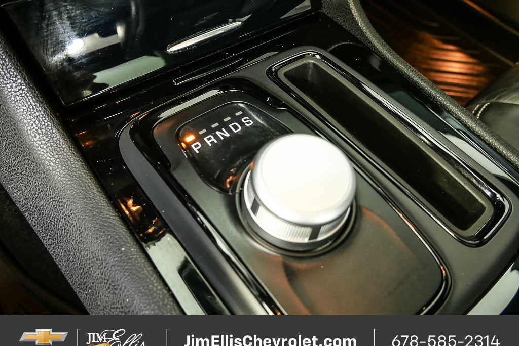Used 2022 Chrysler 300 S w/ Safetytec Plus Group RWD image 18