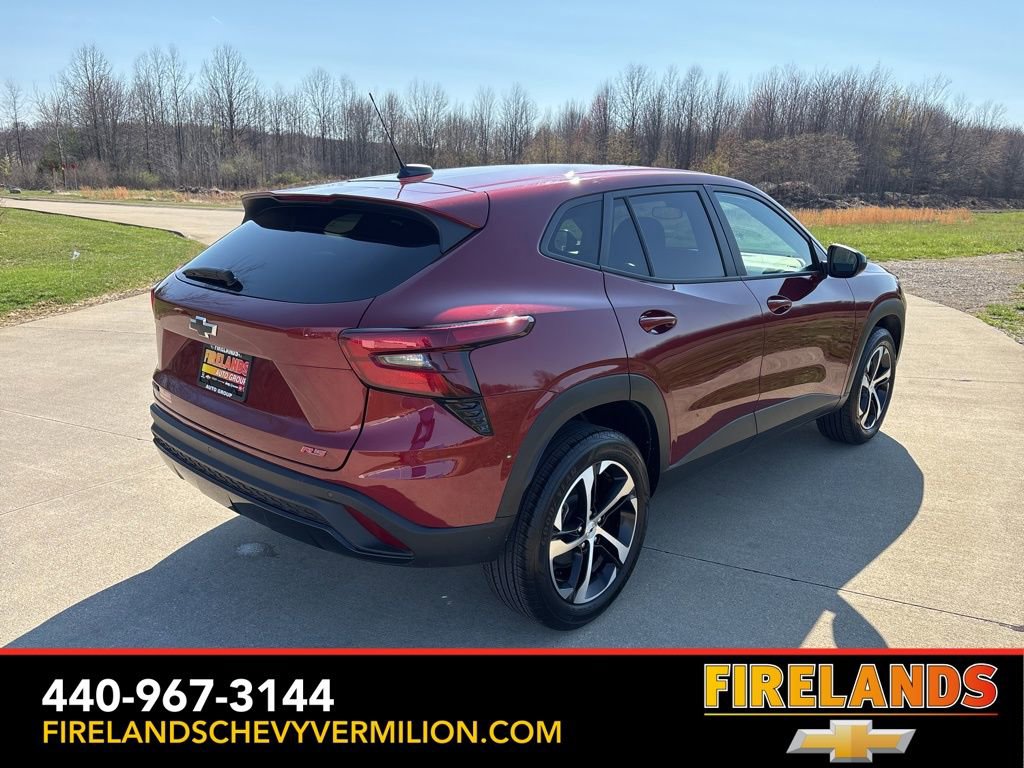 Used 2024 Chevrolet Trax RS w/ Driver Confidence Package image 9