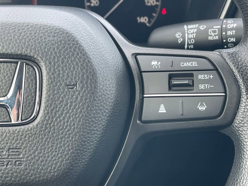 Used 2025 Honda CR-V LX image 17