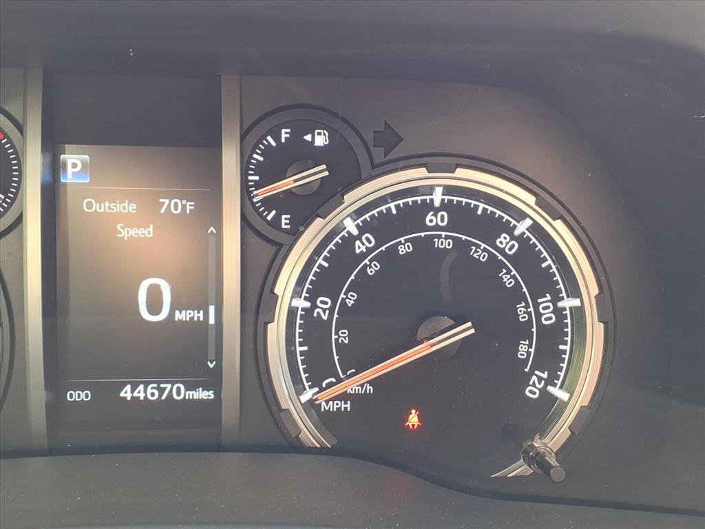 Used 2024 Toyota 4Runner TRD Off-Road image 21