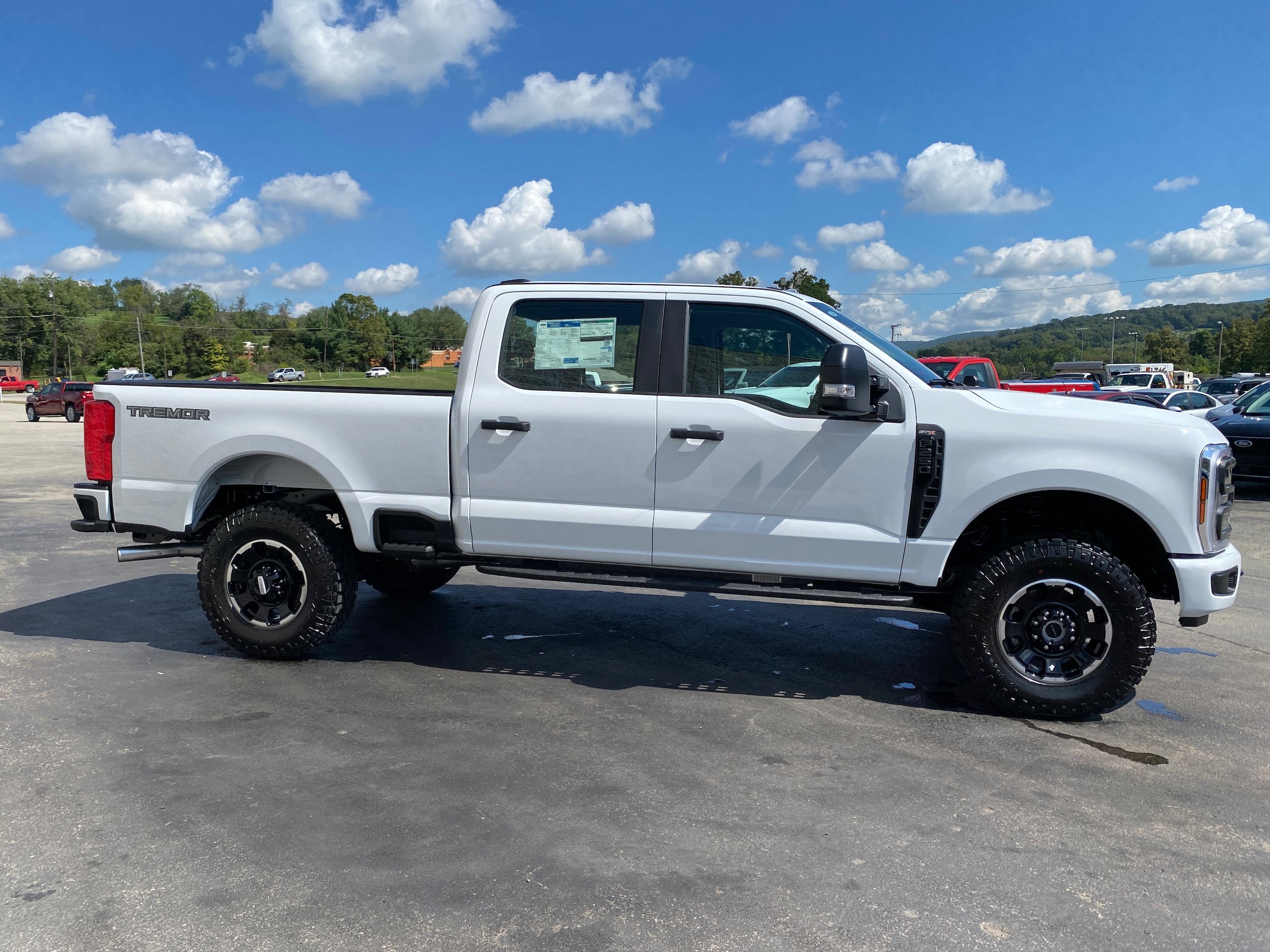 New 2027 Ford F250 XL w/ Tremor Off-Road Package AWD/4WD image 11