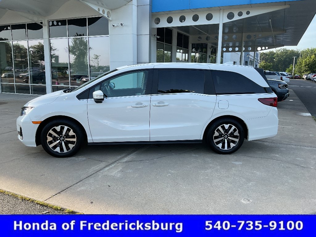 Certified 2026 Honda Odyssey EX-L image 2