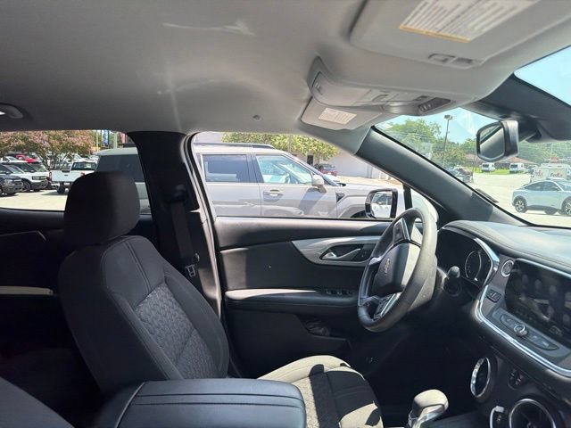 Used 2022 Chevrolet Blazer LT FWD image 10