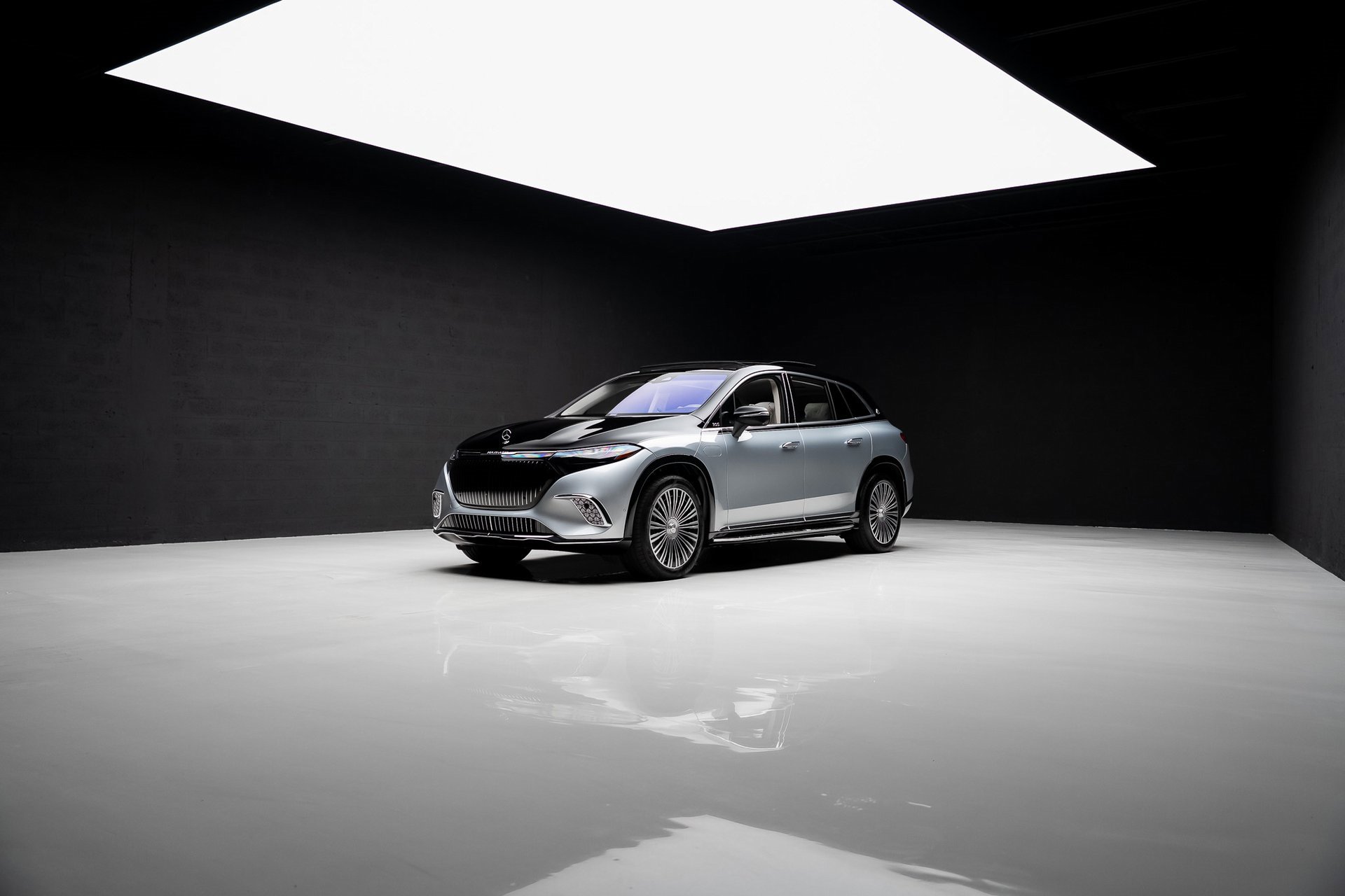 Used 2024 Mercedes-Benz Maybach EQS 680 4MATIC image 84