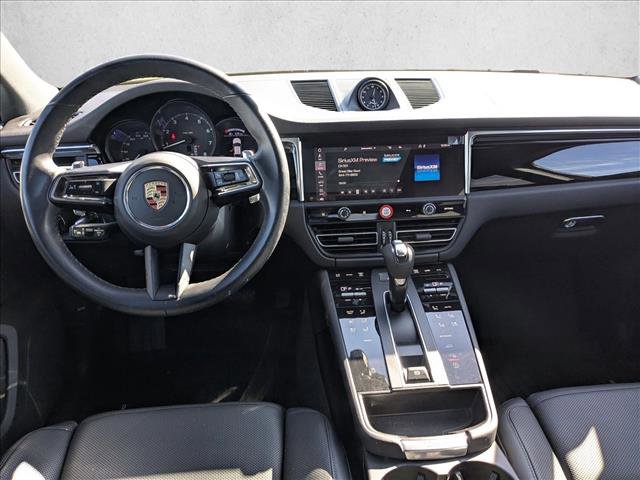Used 2023 Porsche Macan Turbo image 16