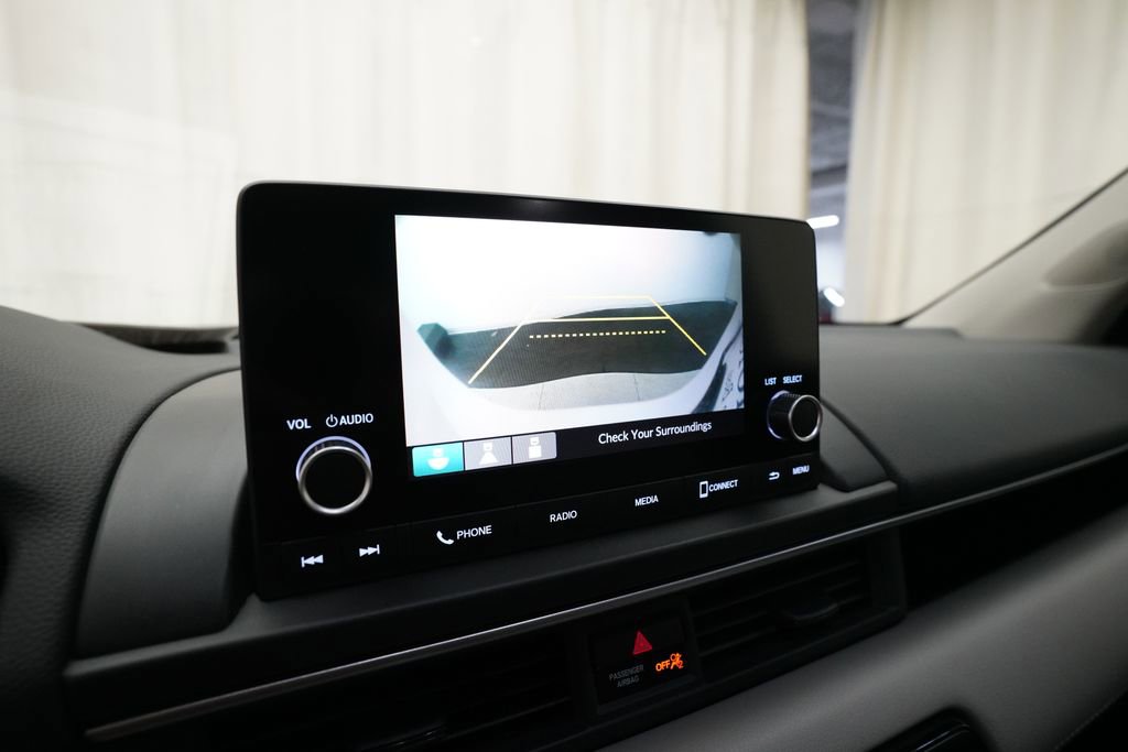 Certified 2023 Honda Pilot LX image 20