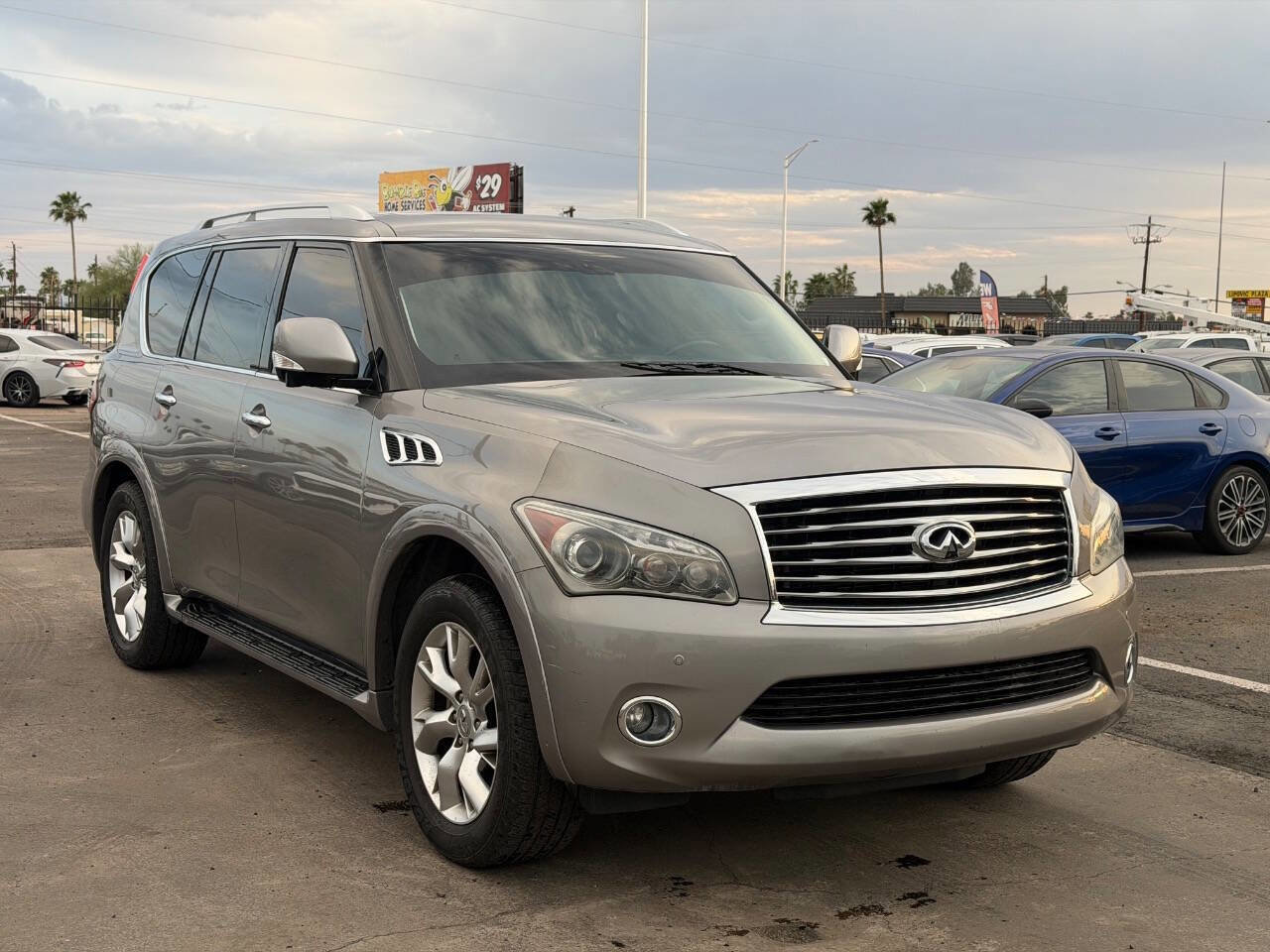 Used 2012 INFINITI QX56 2WD w/ Theater Pkg image 10