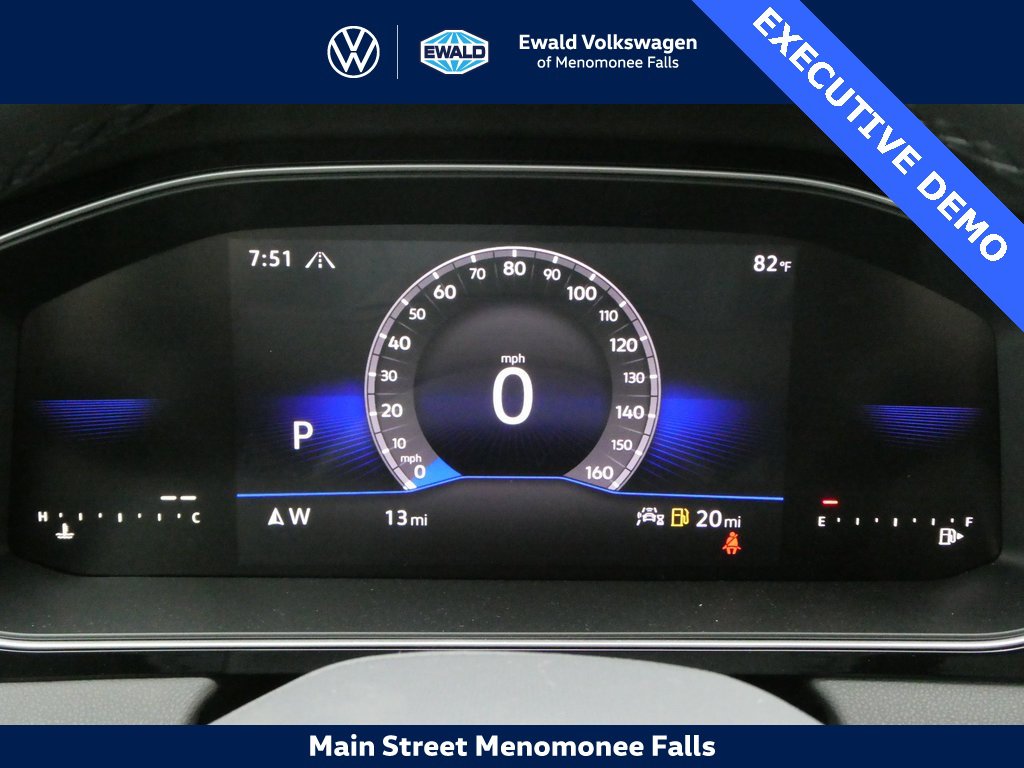Certified 2025 Volkswagen Jetta S image 5