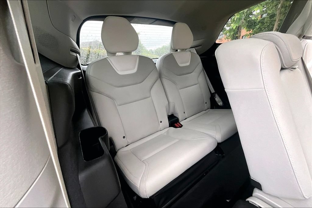Used 2025 Volvo EX90 Ultra AWD/4WD image 38