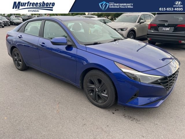 Used 2022 Hyundai Elantra SEL FWD image 3