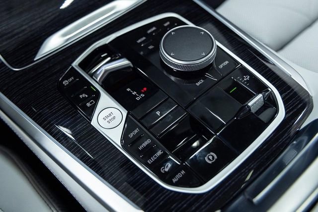 New 2026 BMW X5 xDrive50e w/ M Sport Package image 21