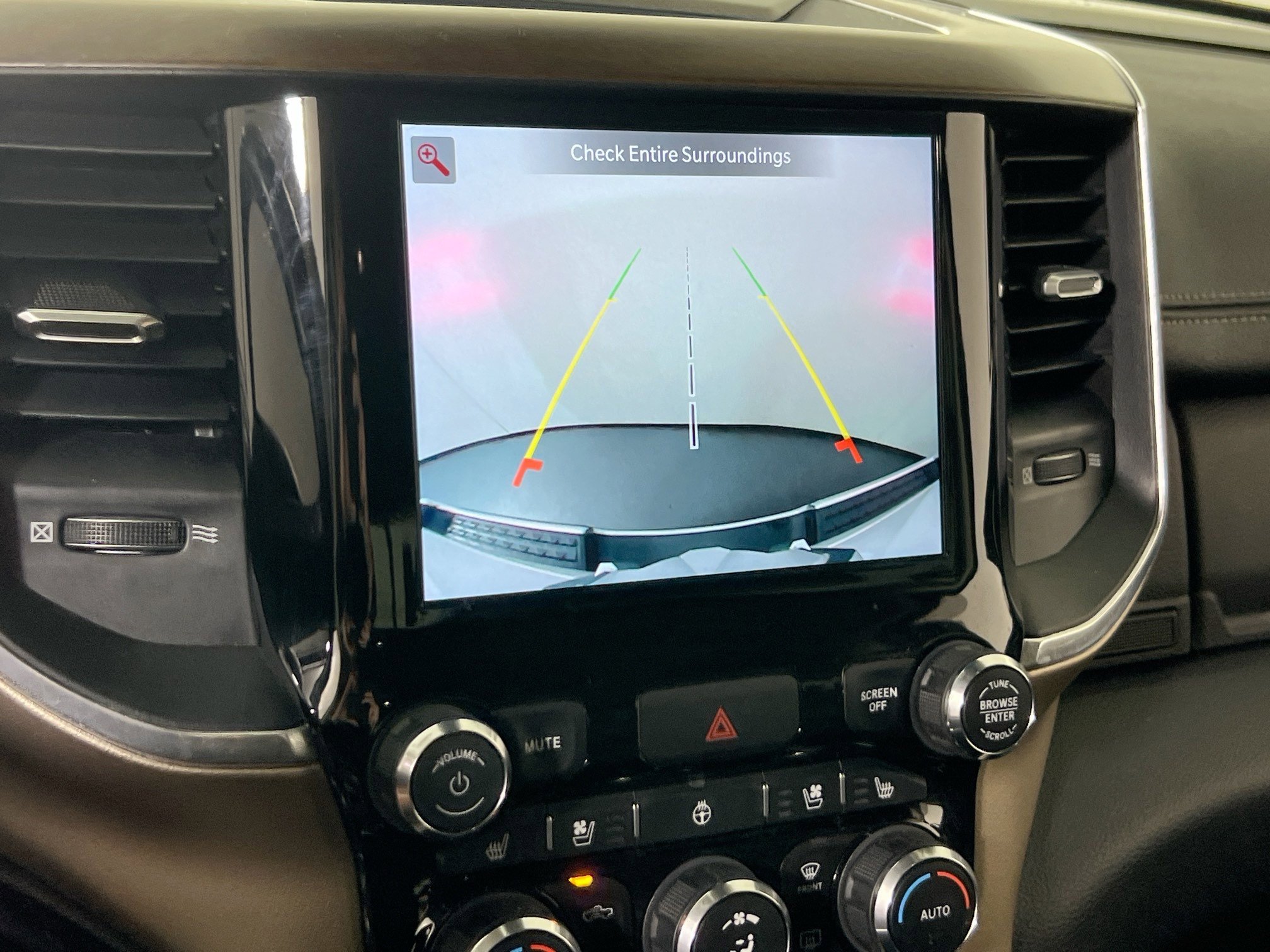 Used 2022 RAM 1500 Laramie image 14