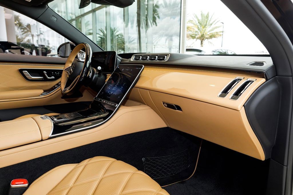 Used 2023 Mercedes-Benz Maybach S 680 4MATIC image 14