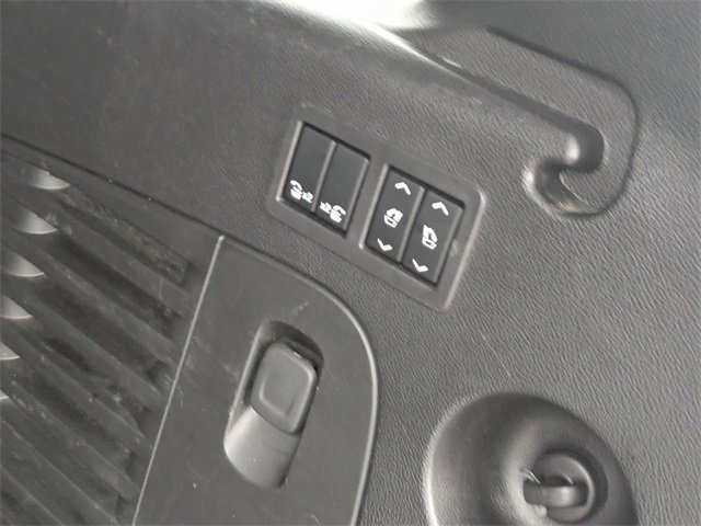 Used 2019 GMC Yukon XL Denali w/ Denali Ultimate Package image 13