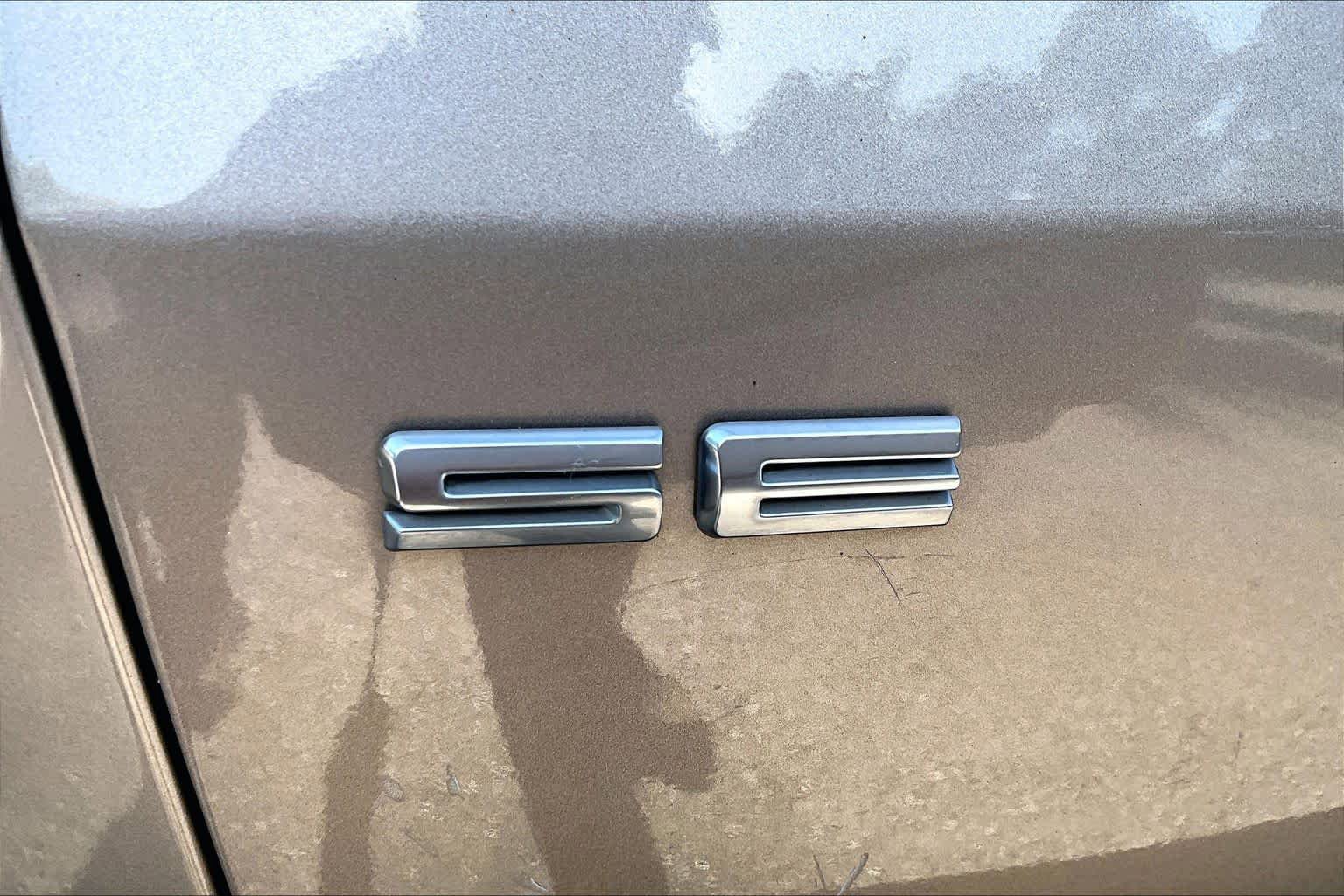 Used 2020 Ford Escape SE image 10