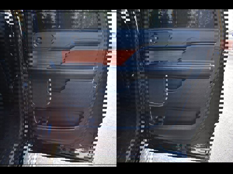 Used 2018 Lincoln Navigator L Select image 31