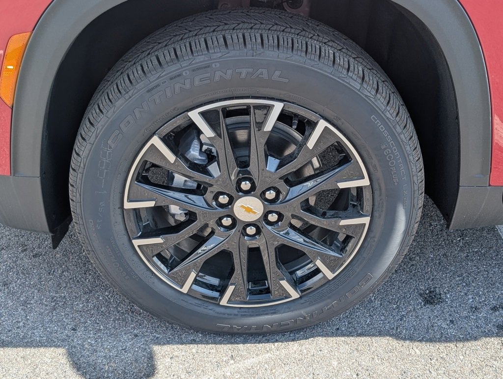 New 2025 Chevrolet Traverse LT w/ Sun and Wheel Package image 23