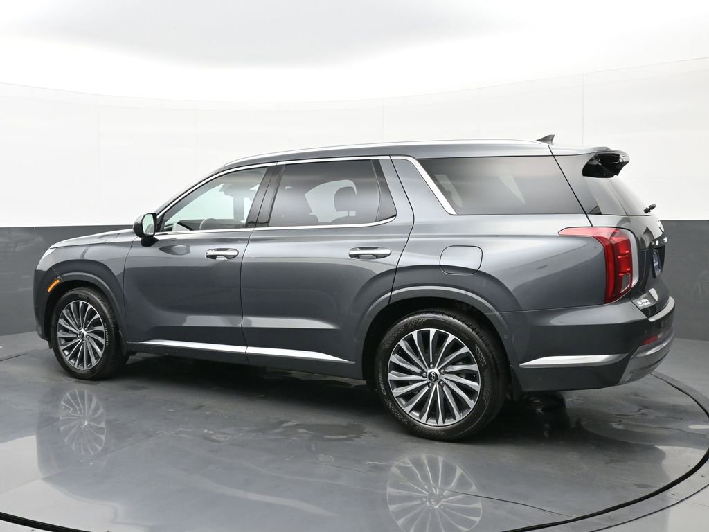 Used 2023 Hyundai Palisade Calligraphy w/ Cargo Package image 6