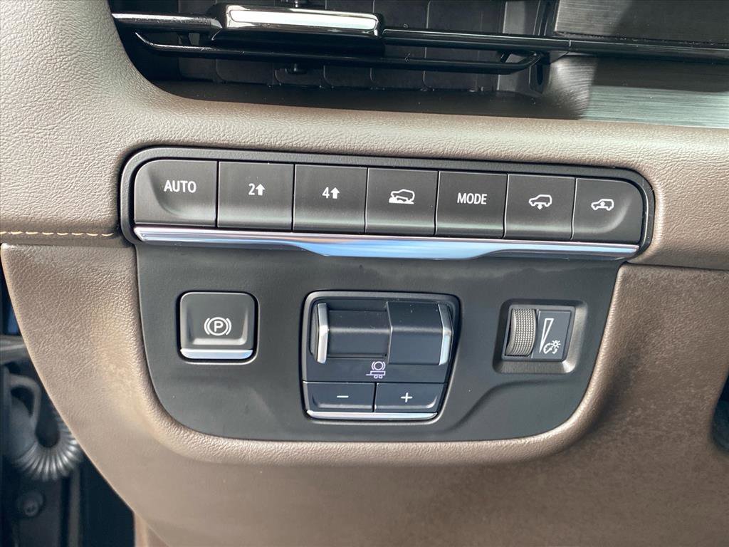 Used 2021 Cadillac Escalade Sport w/ Driver Assist Tech Package AWD/4WD image 23