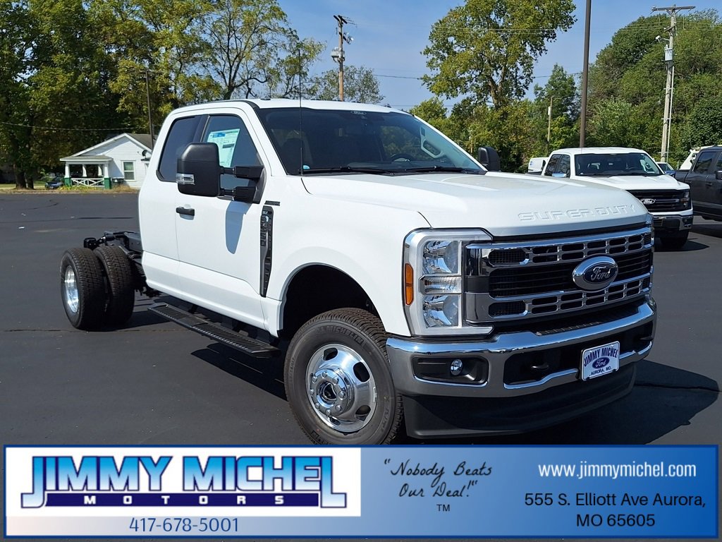 New 2026 Ford F350 XLT image 1