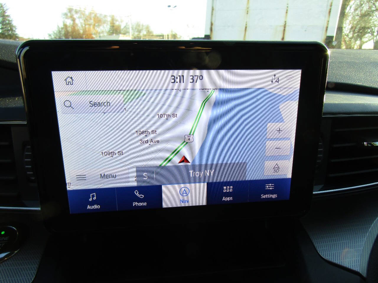 Used 2020 Ford Explorer XLT w/ Equipment Group 202A image 13