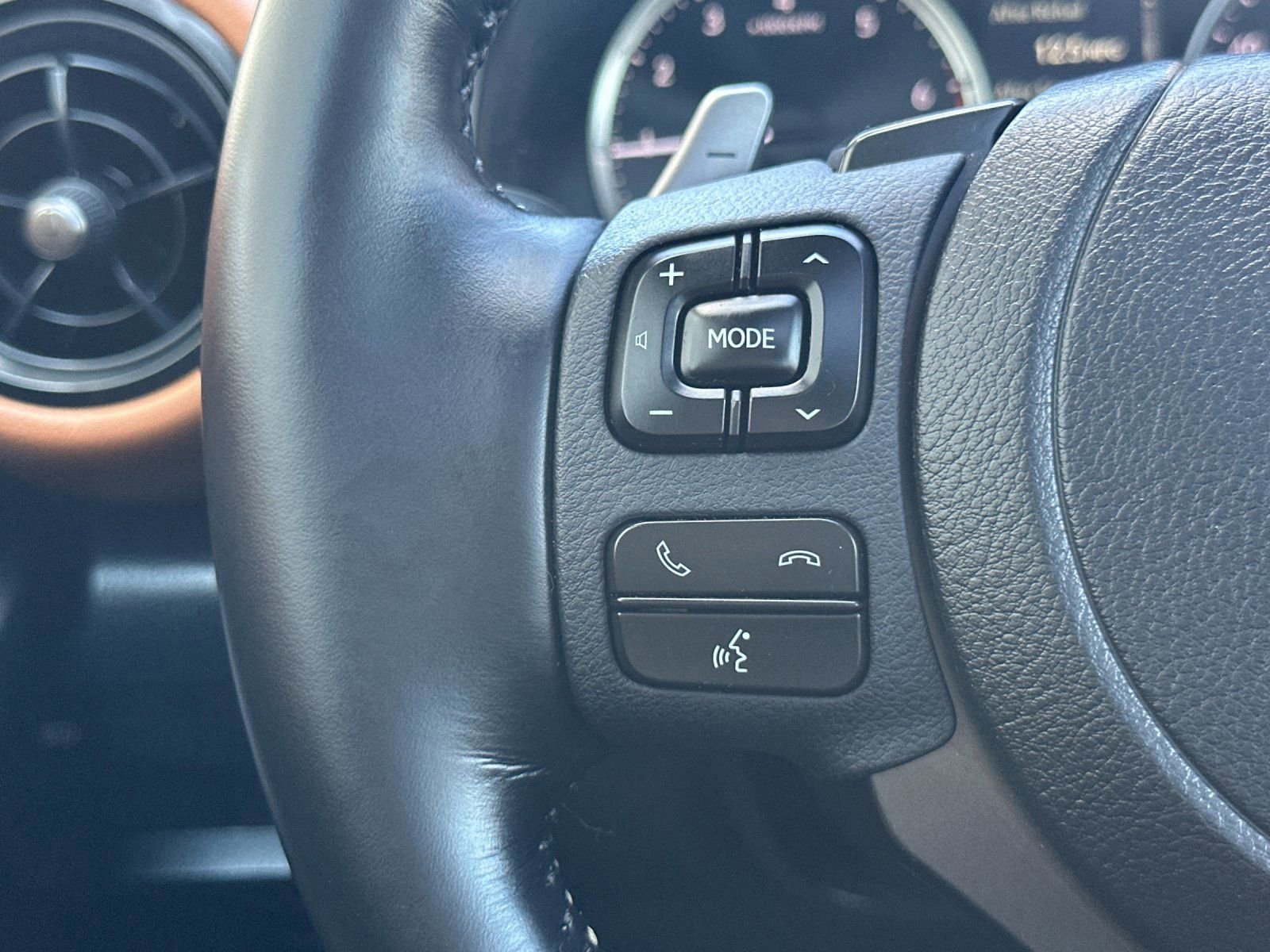 Used 2024 Lexus IS 300 w/ Comfort Package RWD image 26
