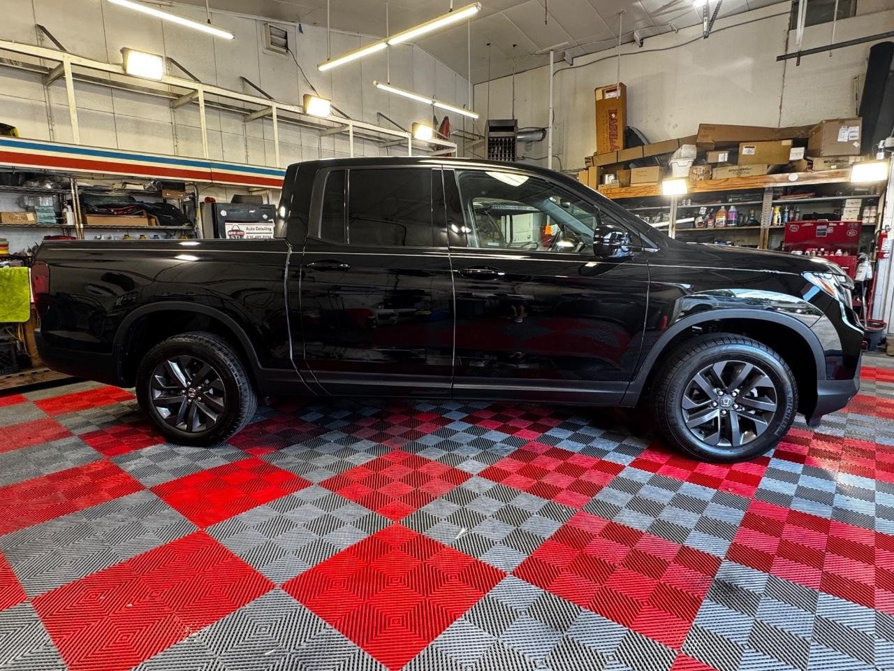 Used 2023 Honda Ridgeline Sport image 8