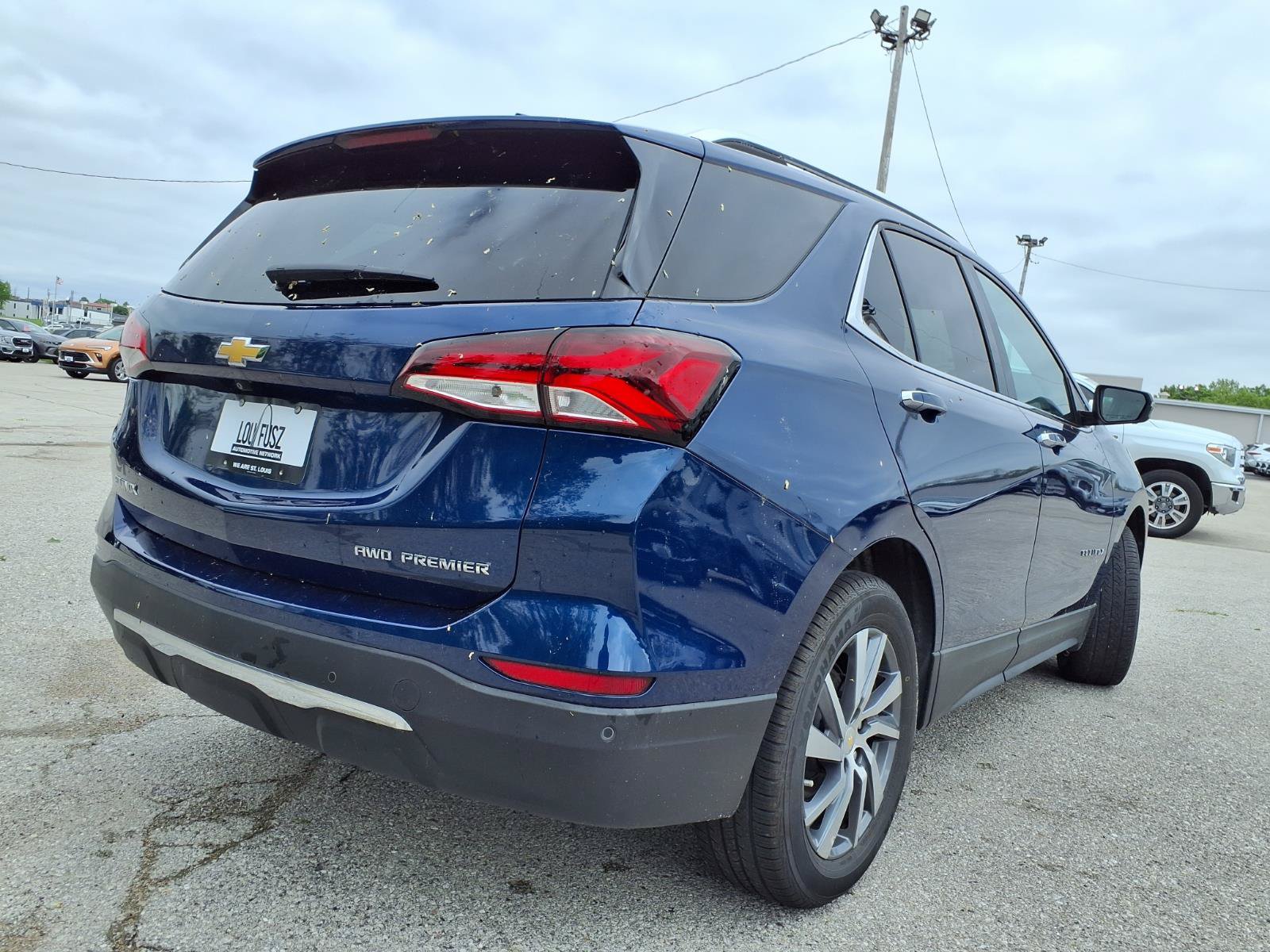 Used 2022 Chevrolet Equinox Premier AWD/4WD image 34