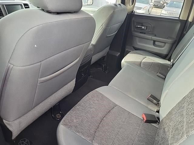 Used 2015 RAM 1500 Classic SLT w/ Luxury Group image 7