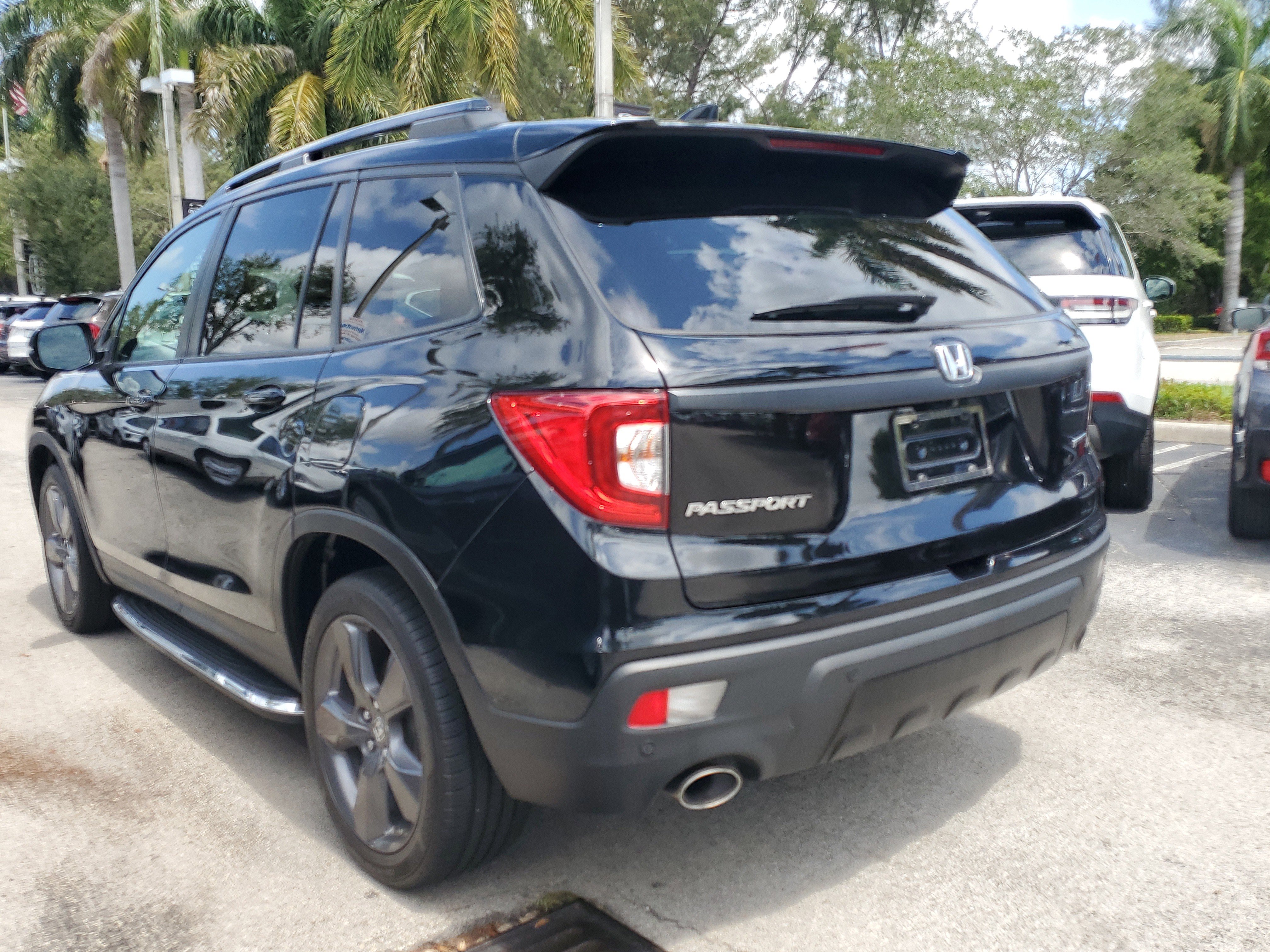 Used 2019 Honda Passport Touring image 4