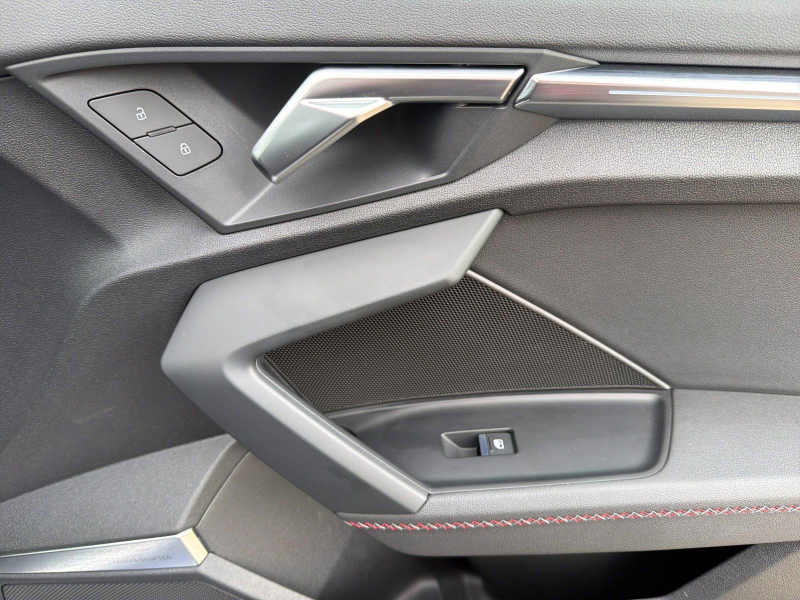 Used 2022 Audi S3 Prestige image 18