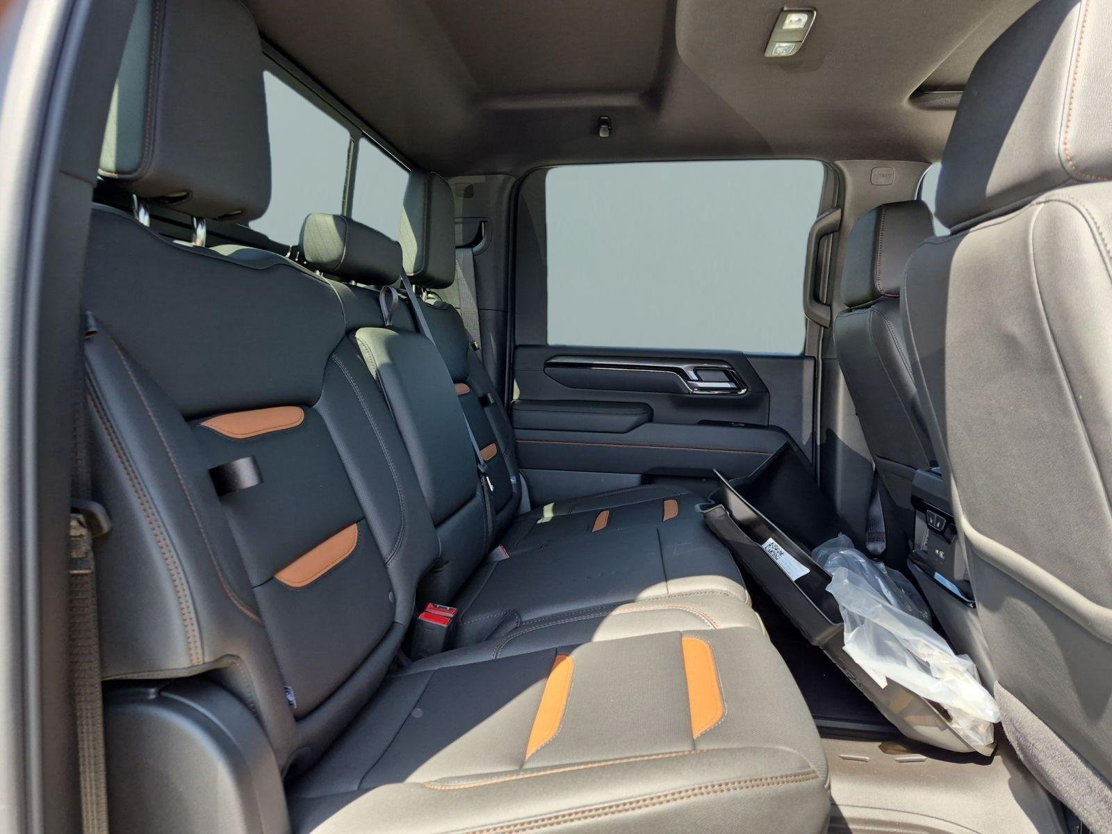 New 2026 GMC Sierra 2500 AT4 w/ AT4 Premium Plus Package AWD/4WD image 27