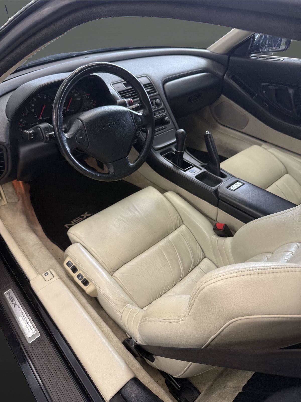 Used 1991 Acura NSX RWD image 17