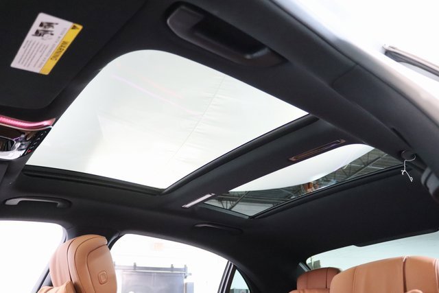 Used 2024 Mercedes-Benz S 580e 4MATIC Sedan image 11