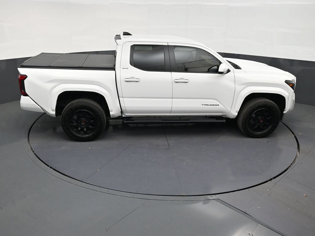 Used 2026 Toyota Tacoma SR5 RWD image 17