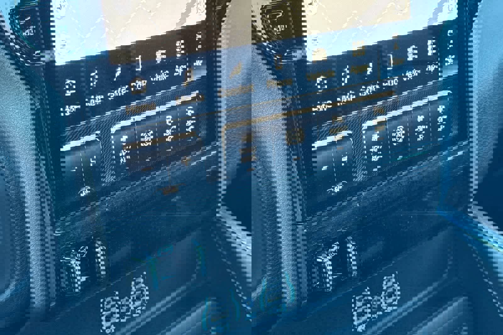 New 2025 RAM 3500 Laramie image 22