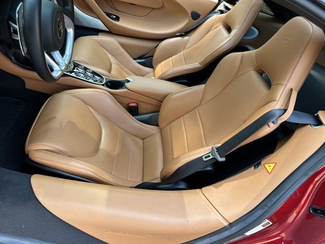 Used 2023 McLaren GT image 19