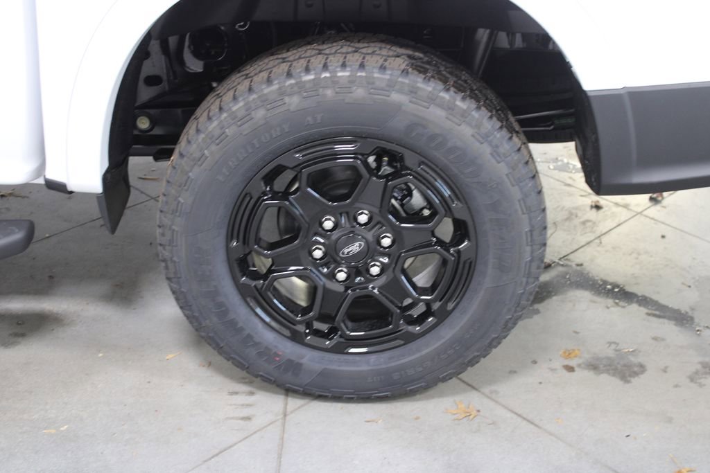 New 2025 Ford Ranger XLT w/ Black Appearance Package image 17