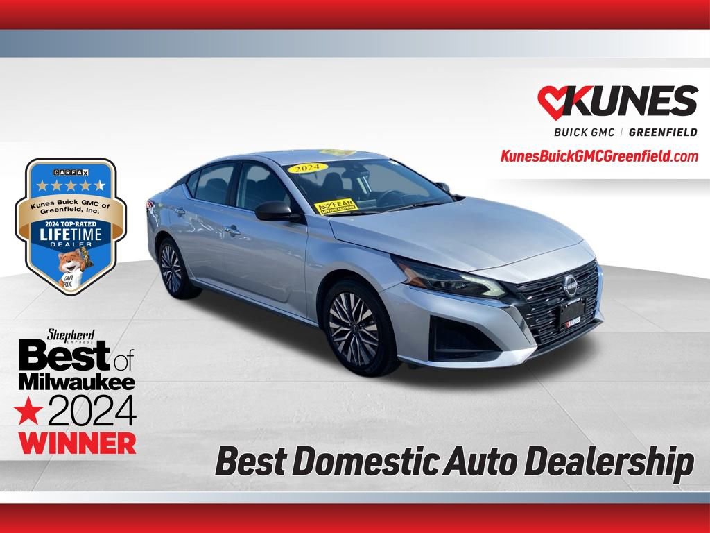 Used 2024 Nissan Altima 2.5 SV