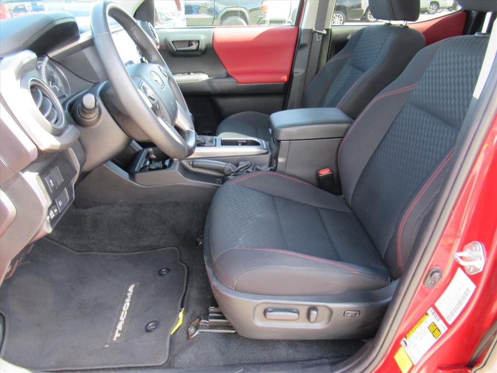 Used 2023 Toyota Tacoma SR5 w/ Technology Package image 17