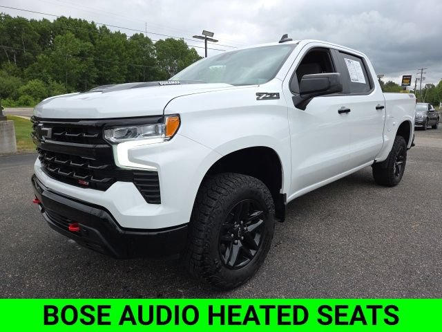 Used 2025 Chevrolet Silverado 1500 LT Trail Boss w/ Convenience Package II AWD/4WD image 4