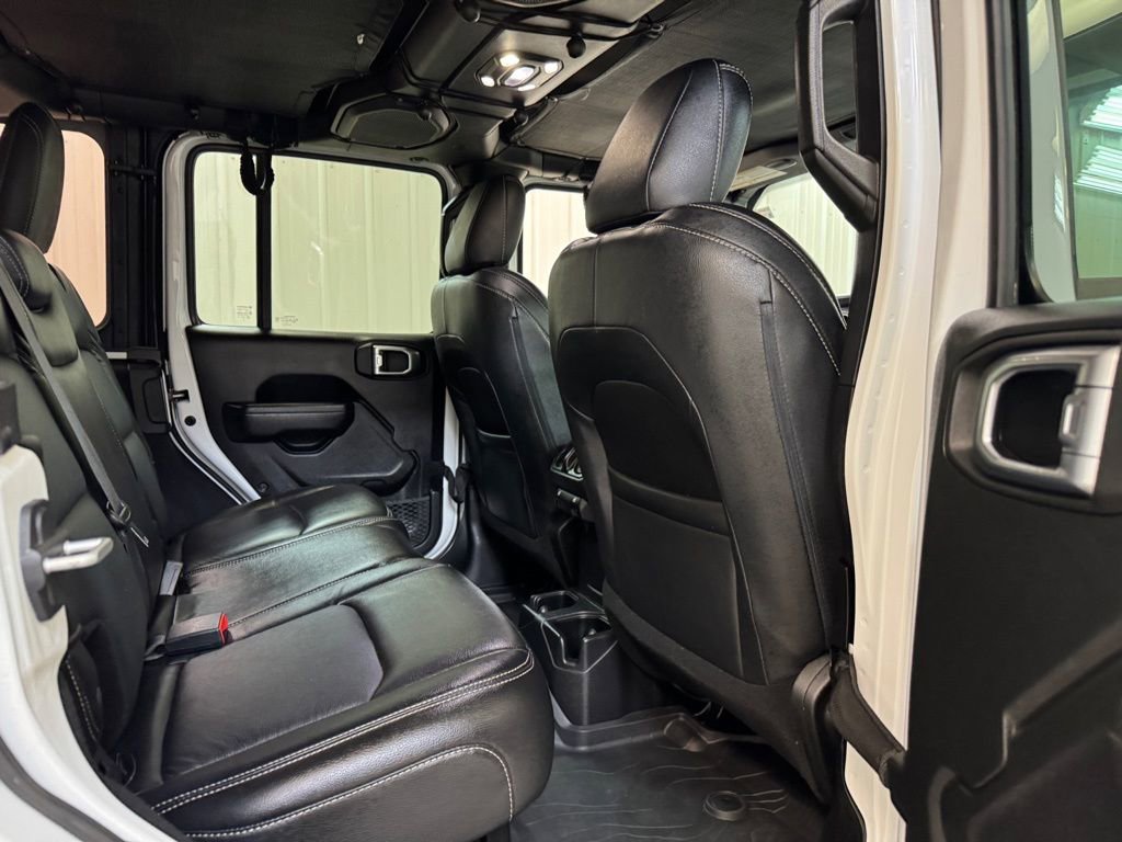 Used 2022 Jeep Wrangler Unlimited Sport image 23