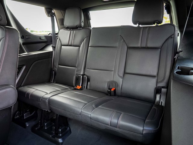 Used 2024 Chevrolet Tahoe RST w/ Luxury Package image 16