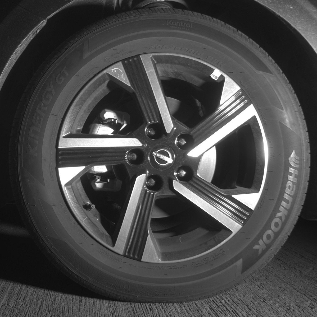 Used 2025 Nissan Sentra SV image 12