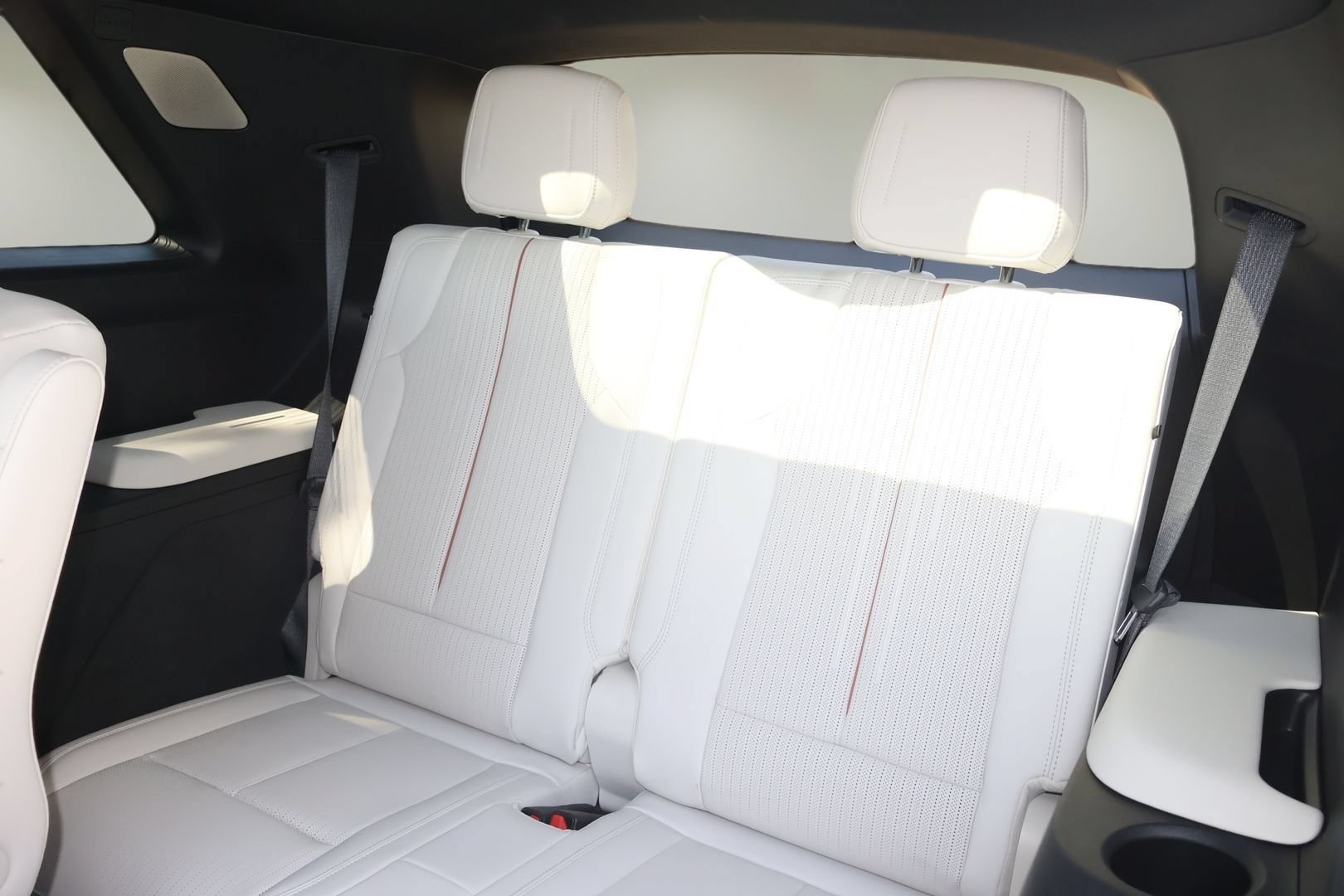 New 2026 Cadillac Vistiq Luxury AWD/4WD image 15