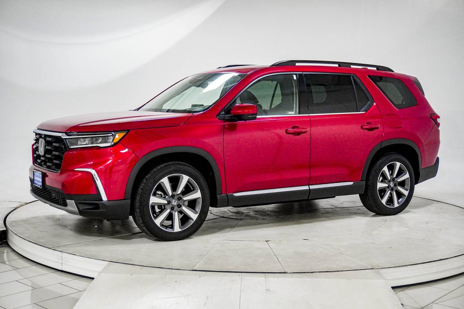 Certified 2025 Honda Pilot Elite image 4