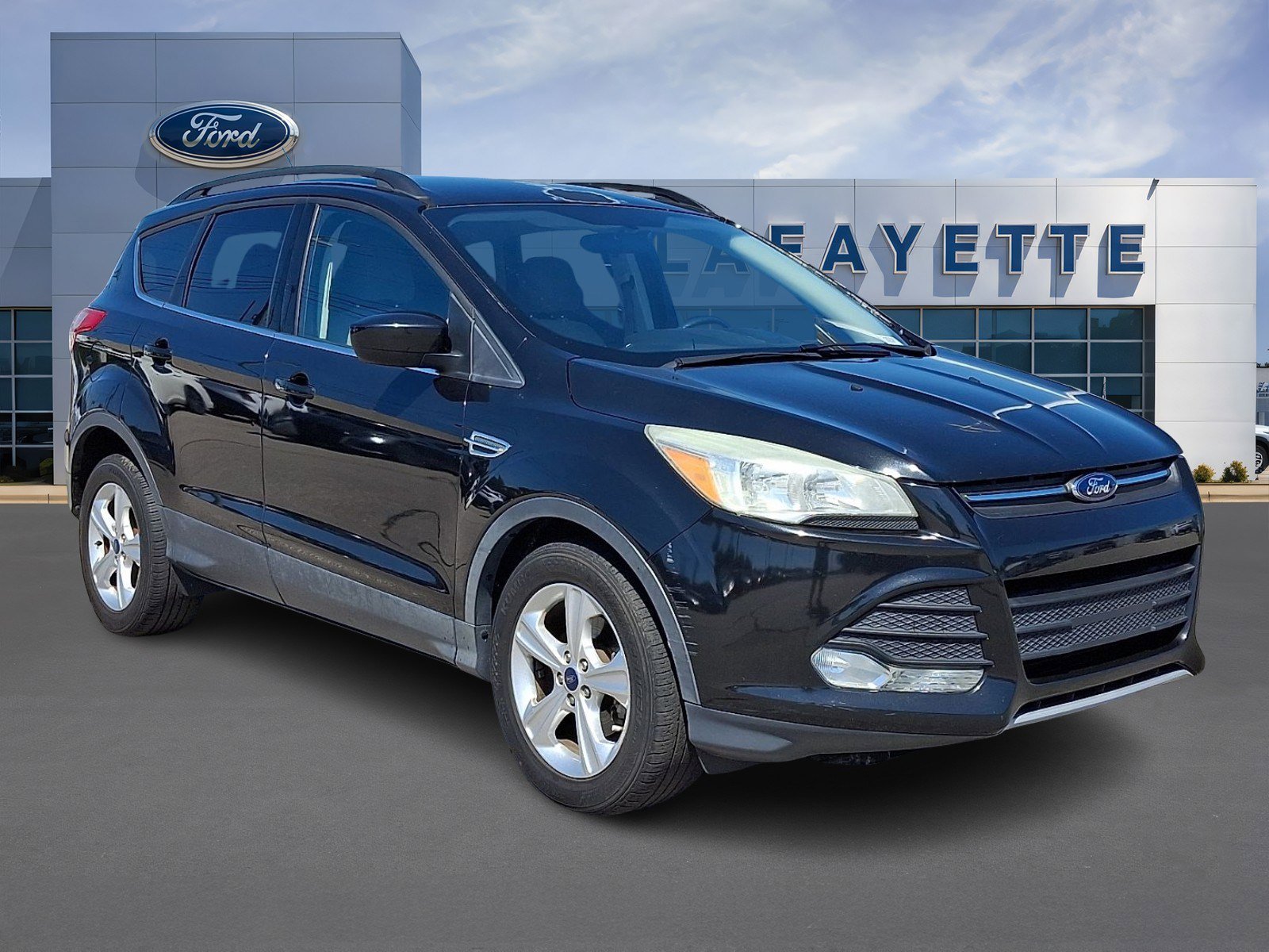 Used 2015 Ford Escape SE w/ Equipment Group 201A