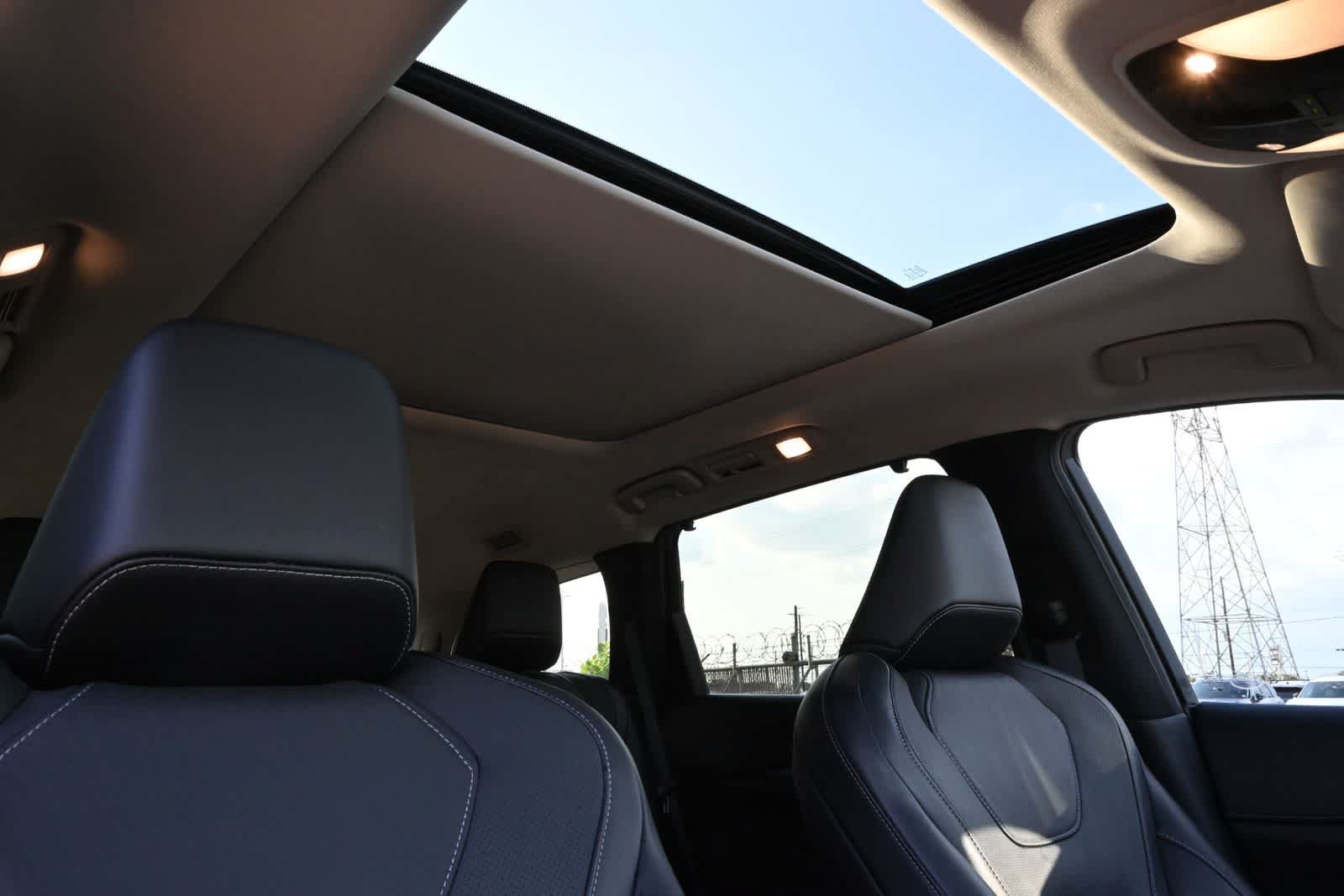 Certified 2023 INFINITI QX60 Luxe w/ Cargo Package AWD/4WD image 23